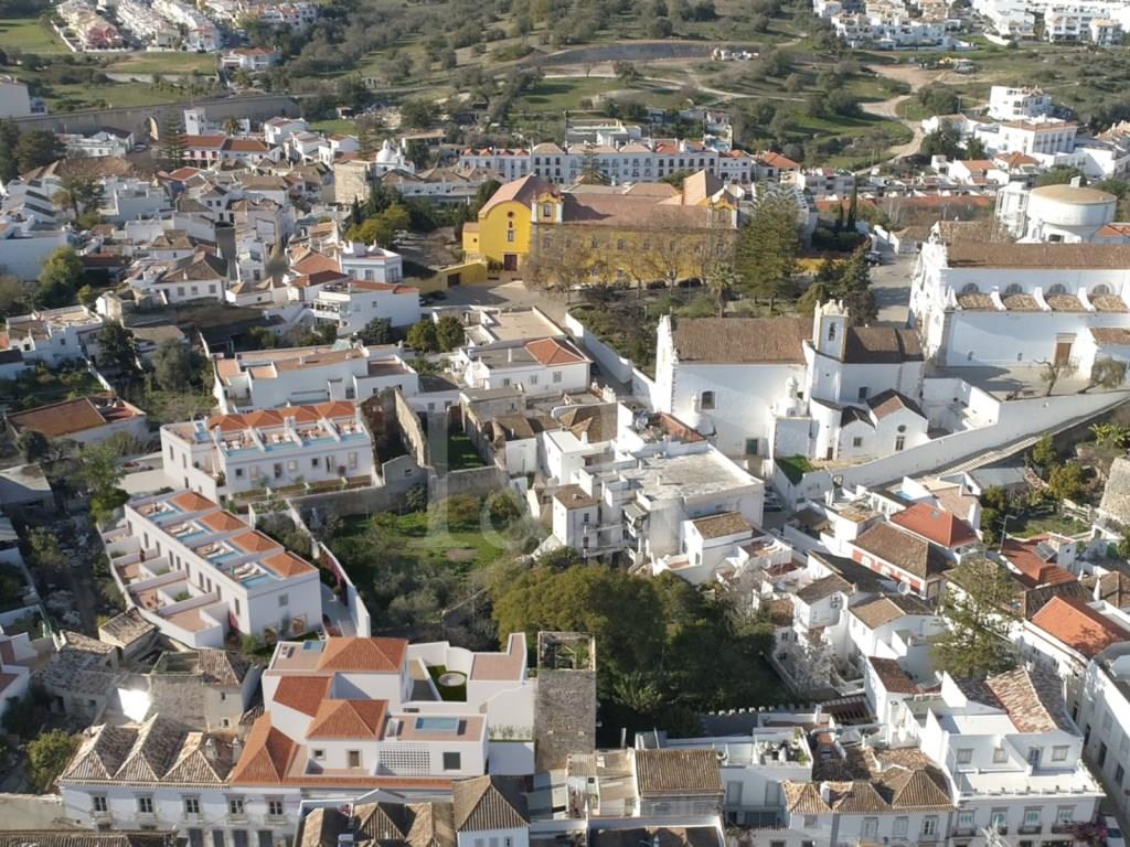 3 bedroom villa with rooftop pool in the center of Tavira, Algarve
