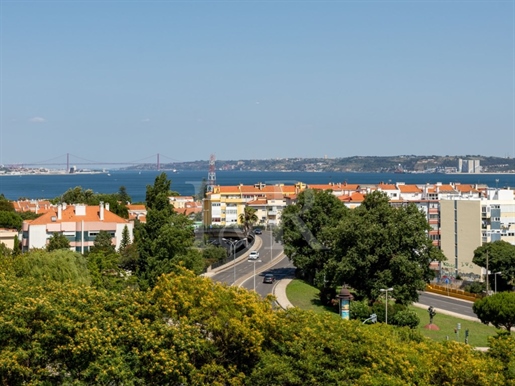 Appartement 5 pièces avec vue mer, en résidence privée, à Oeiras