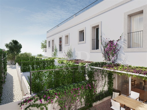 Villa de 4 pièces avec piscine sur le rooftop dans le centre de Tavira, Algarve