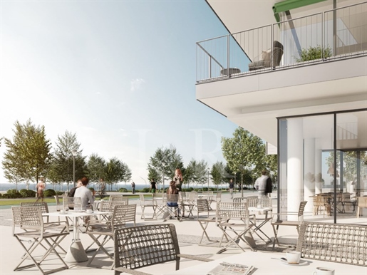 3 bedroom apartment with terrace and river view, at Prata Riverside Village, Lisbon