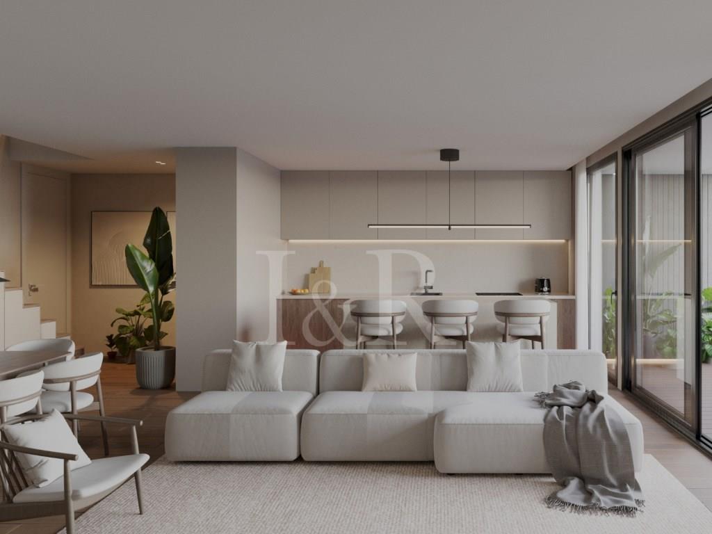 1 bedroom apartment with large balcony and parking, Sesimbra