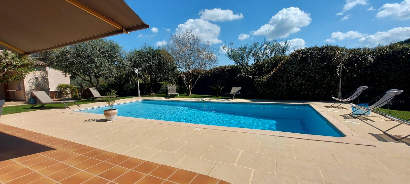 Compra: Vivenda (83550)