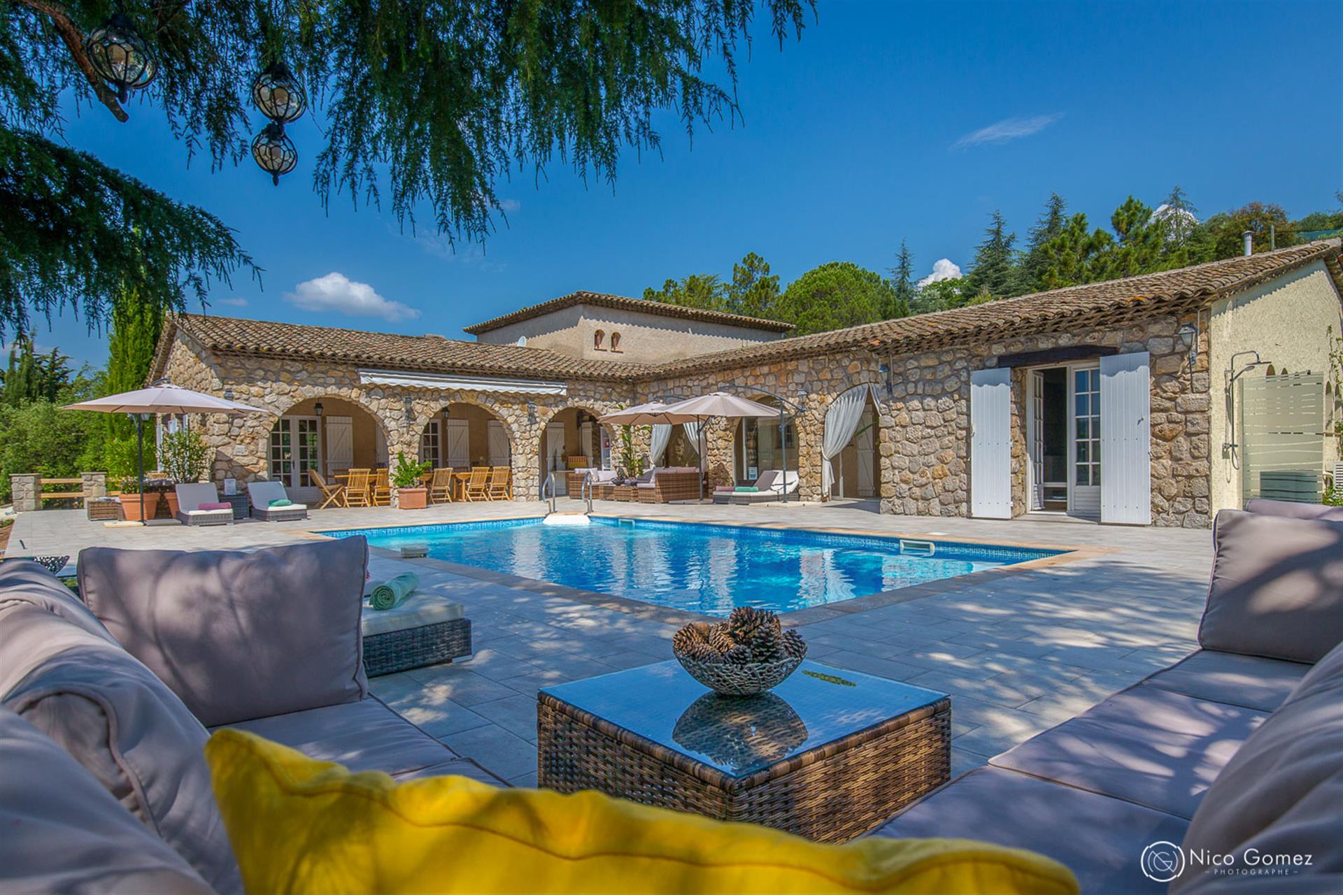 Espaçosa villa familiar ou chambre d'hôtes