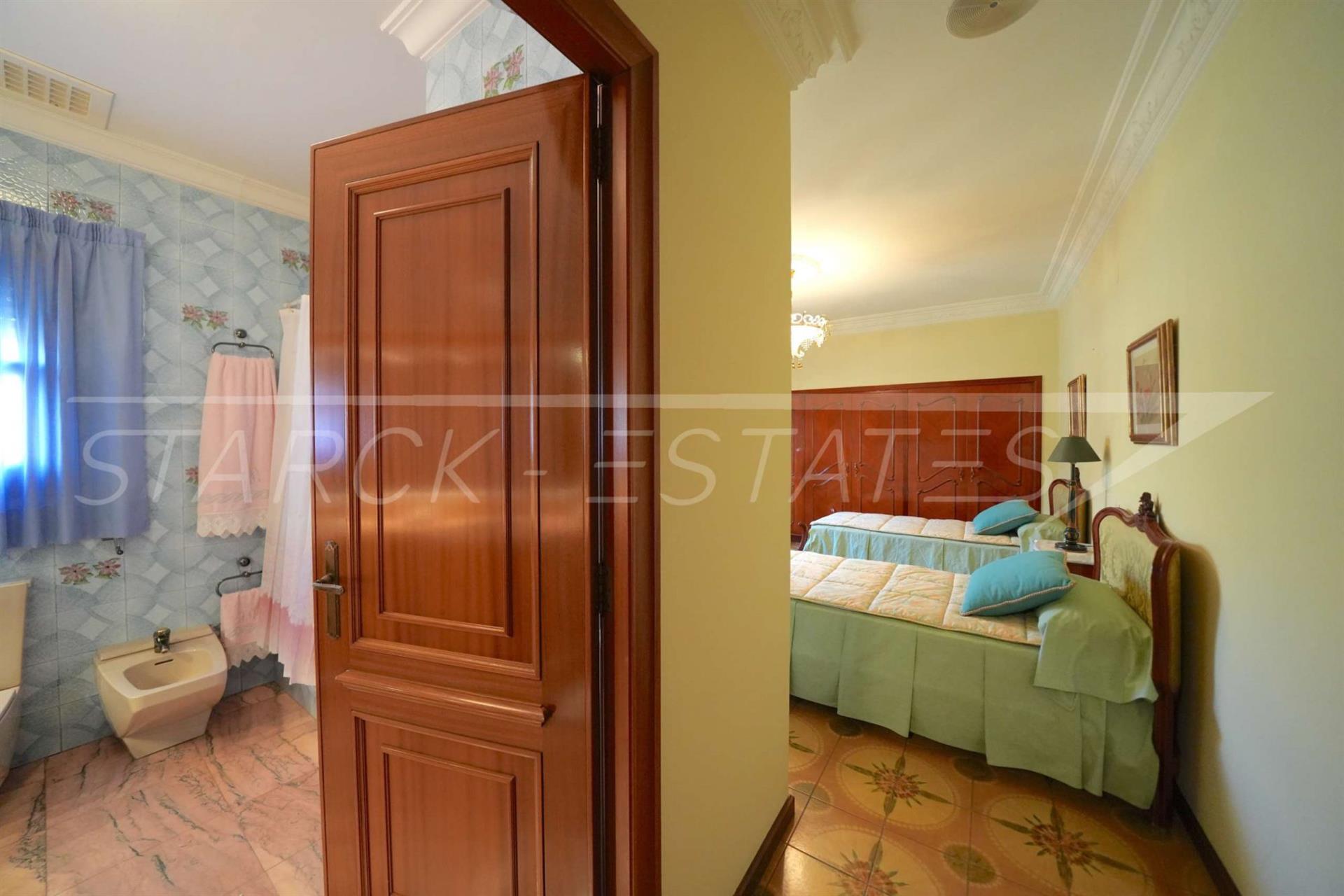 Purchase: Apartment (03778)