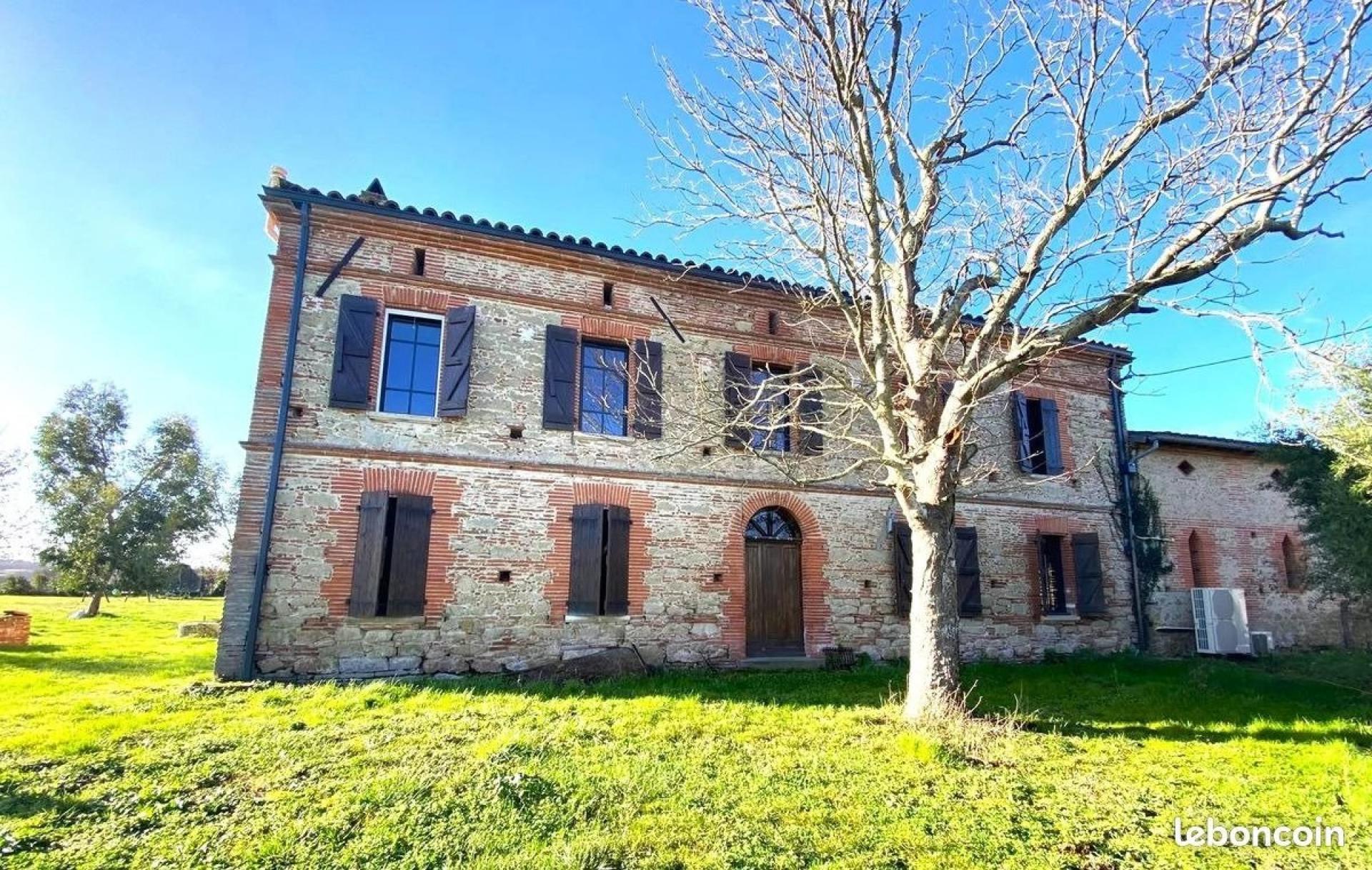 Purchase: Luxury property (31590)
