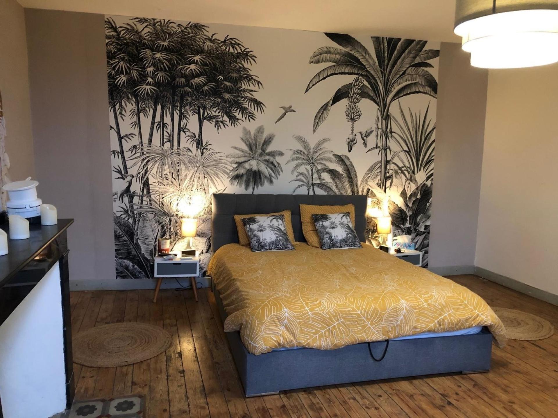 Purchase: Luxury property (31590)
