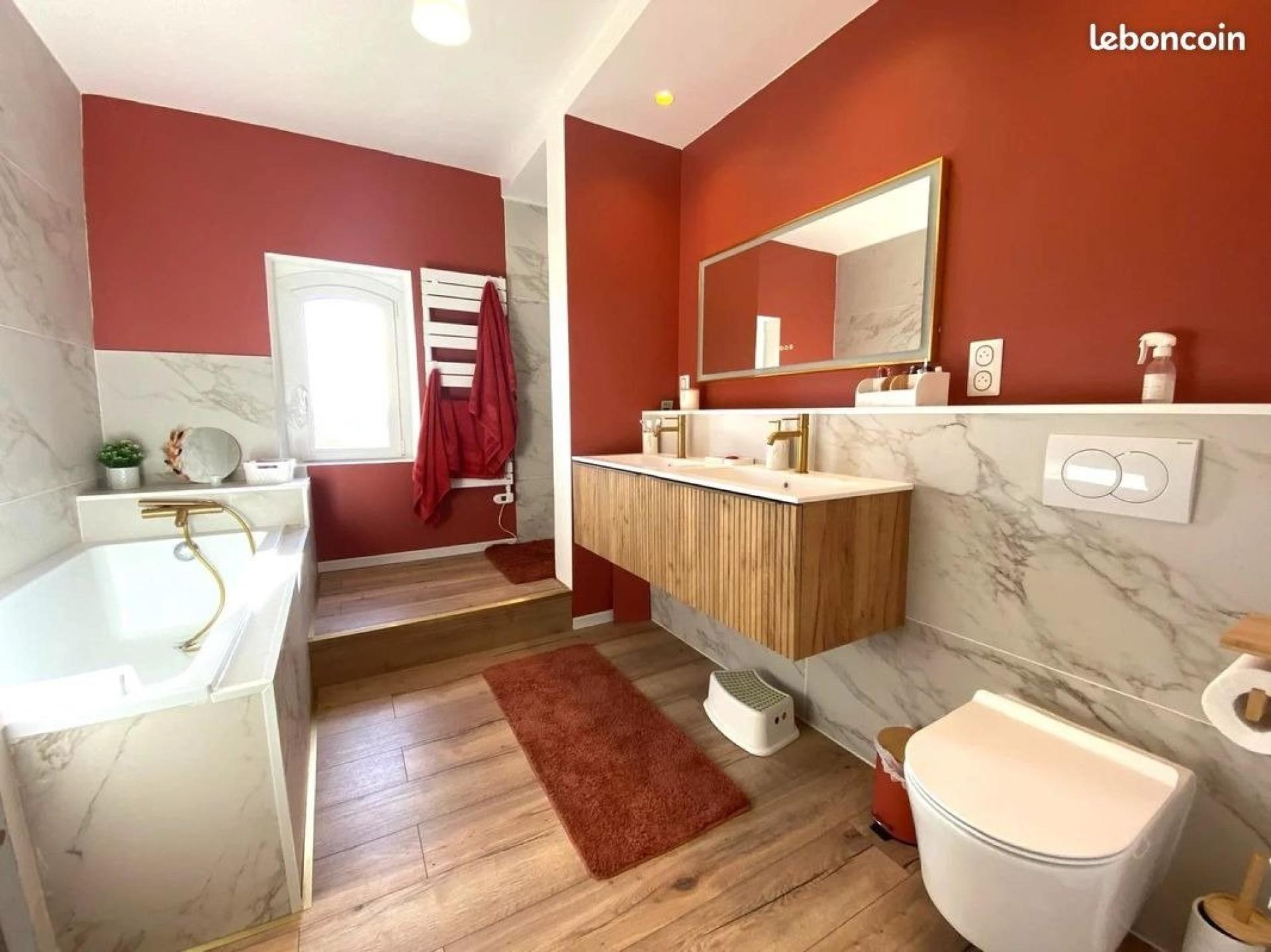 Purchase: Luxury property (31590)
