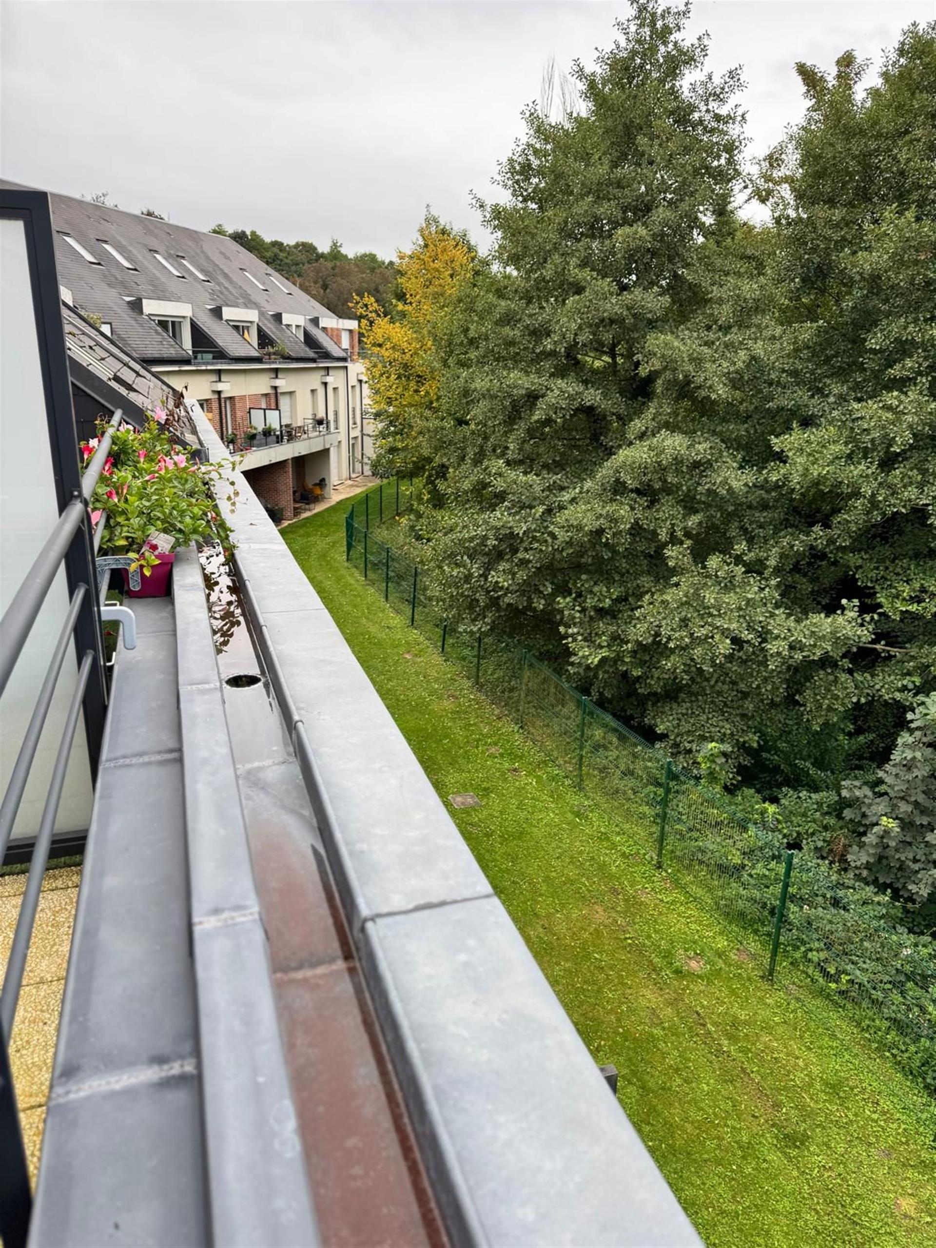 Investissez dans un beau T3 à 2 mn du Chu
