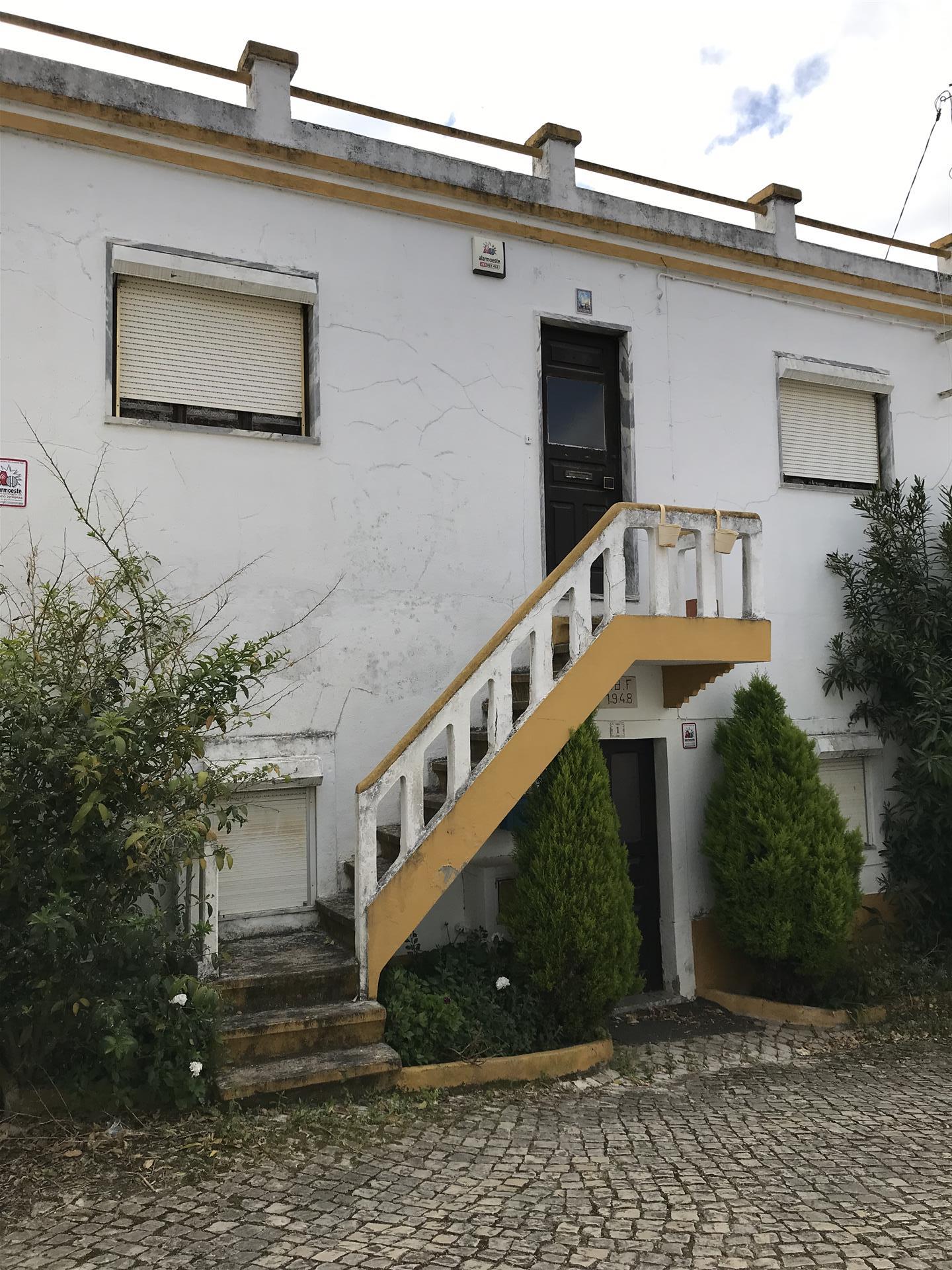 4-Bedr. House, used, near Vilar