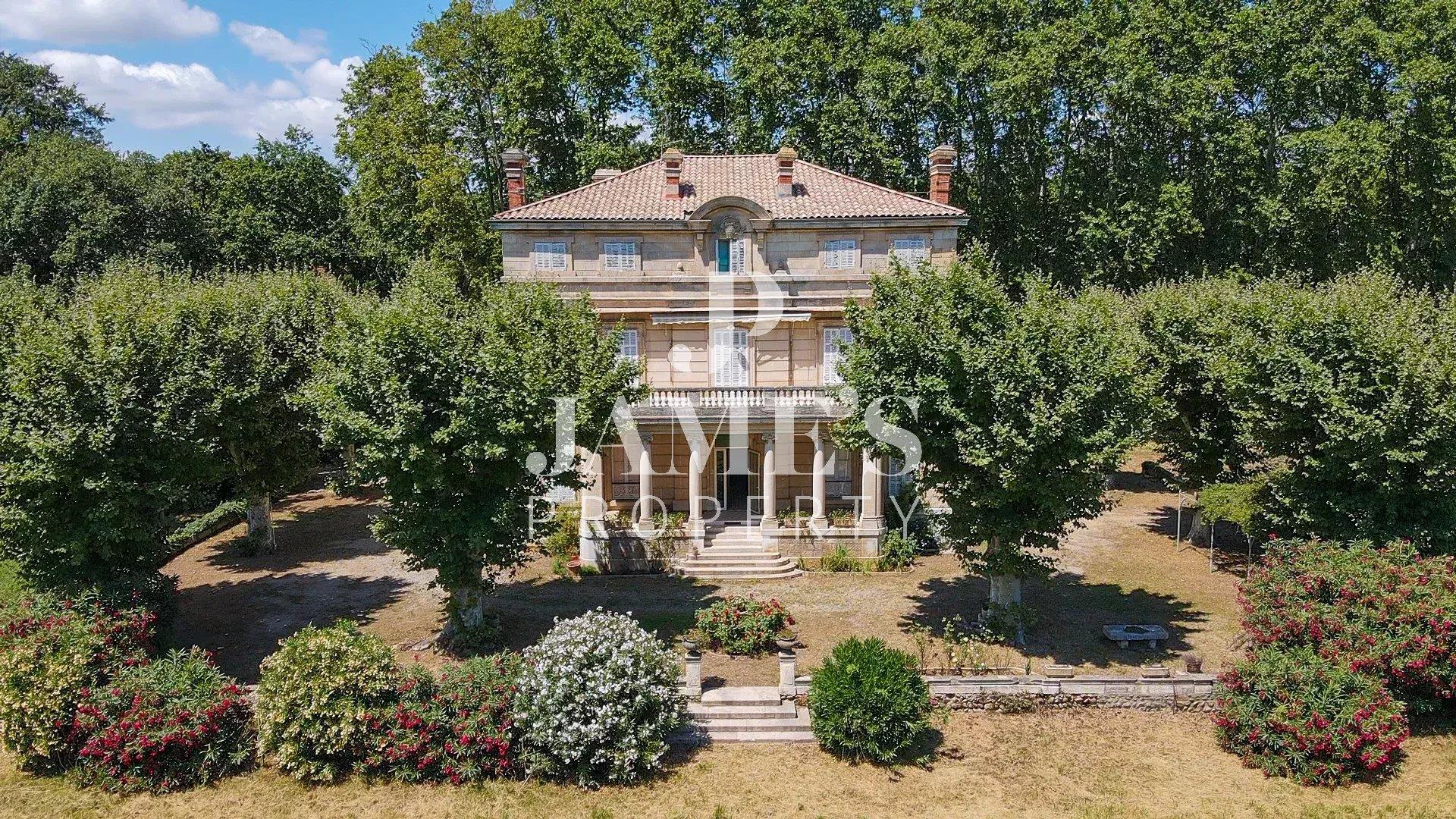 Chateau in the countryside - Entressen
