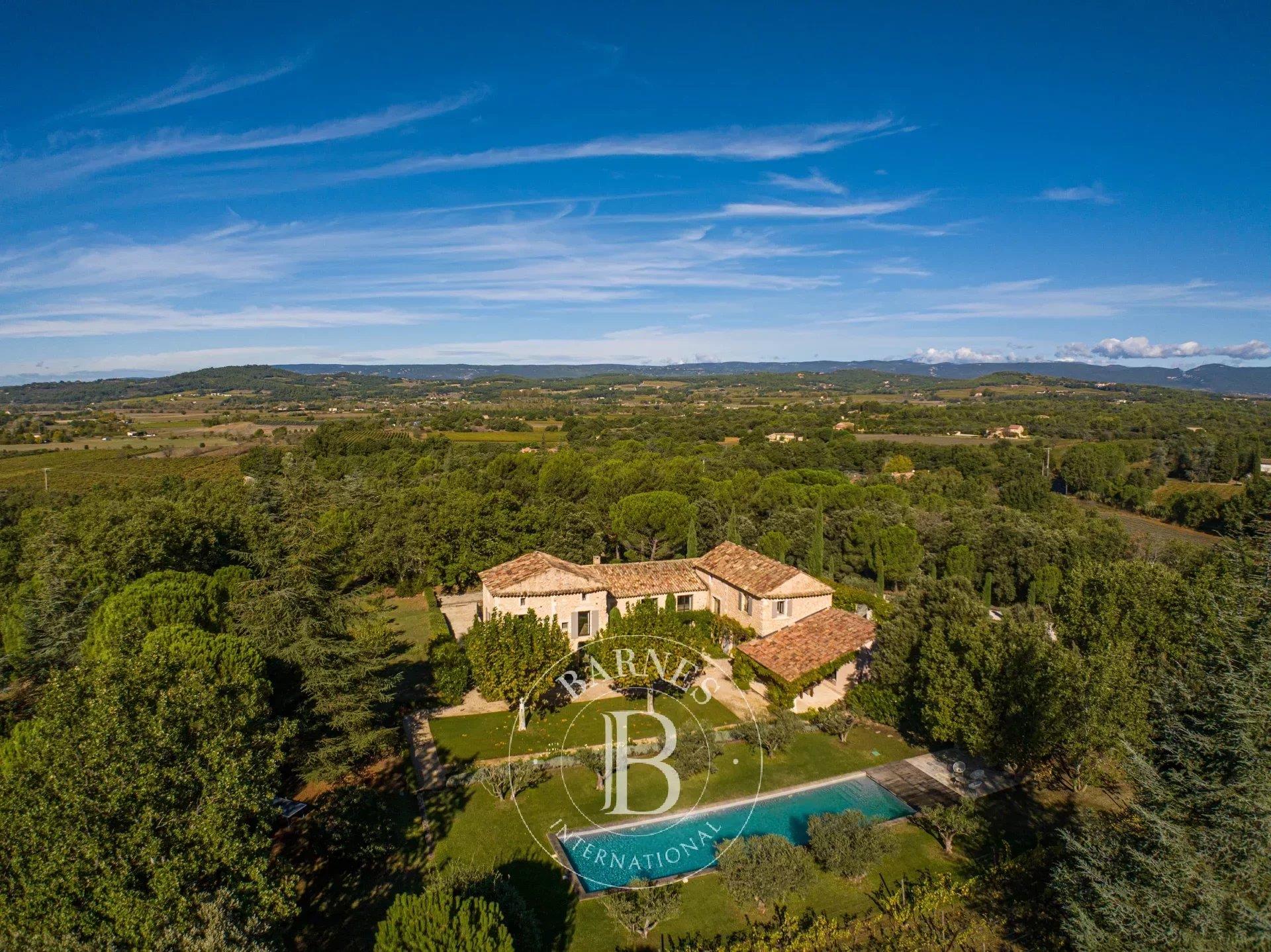 Bonnieux - Exceptional Mas - 6 Bedrooms - Pool - Wooded Park - Luberon