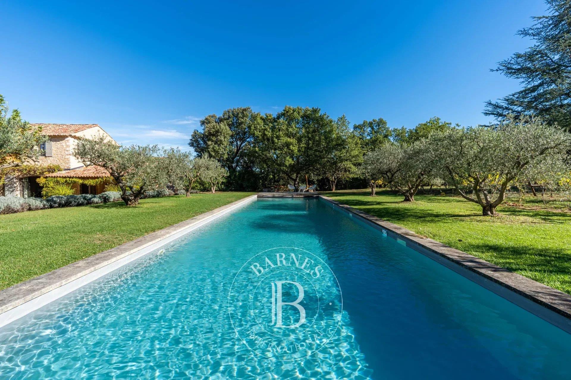Bonnieux - Exceptional Mas - 6 Bedrooms - Pool - Wooded Park - Luberon