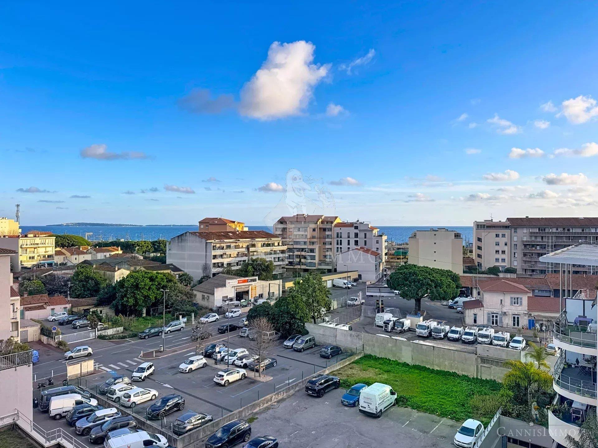 Appartement à vendre, 70m², Cannes-la-Bocca