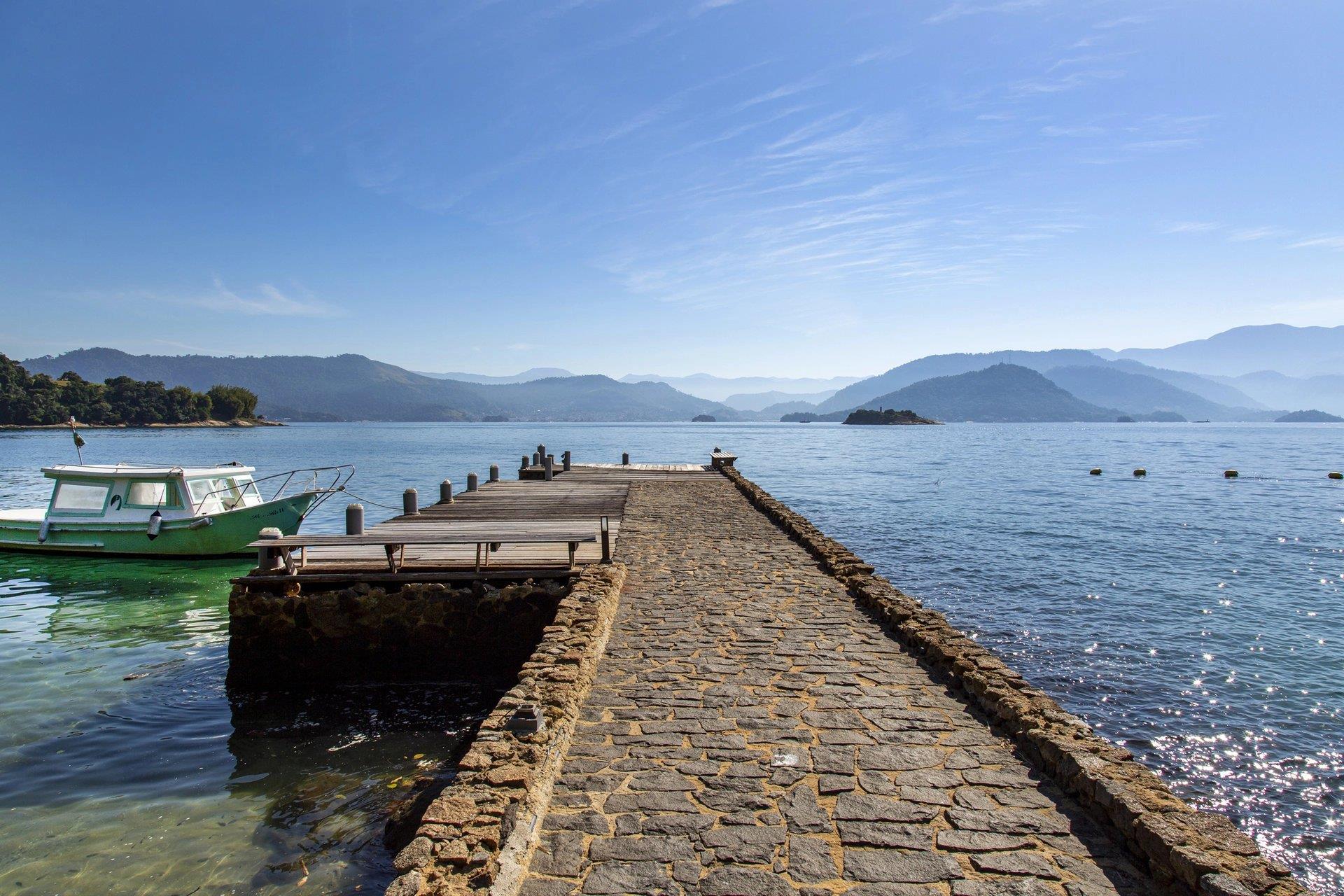 Ang101 - Island in Angra dos Reis