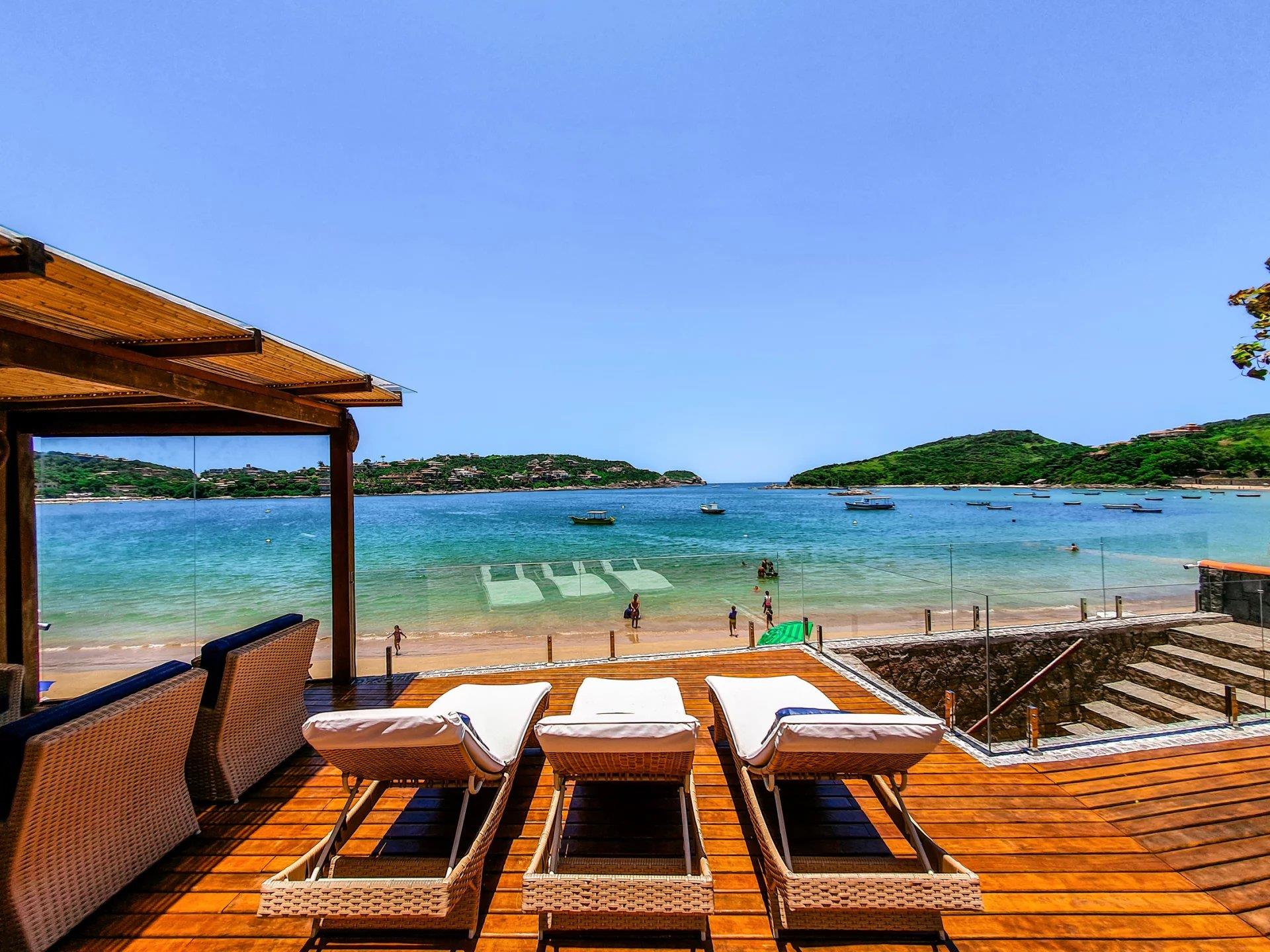Buz057 - Beautiful beachfront house in Ferradura, in Búzios