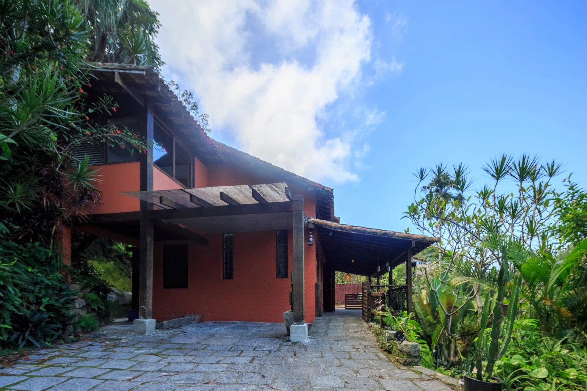Rio173 - Stylish house in Itanhangá