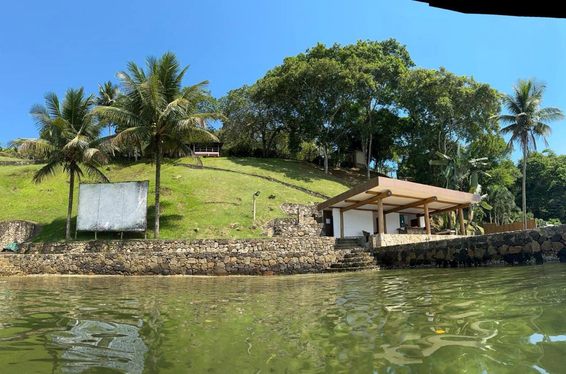 Ang065 - Property with 2 Lots on Ilha Comprida, Angra dos Reis