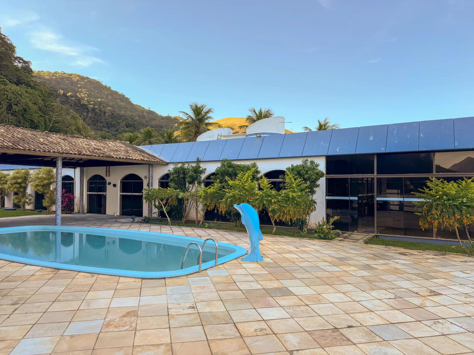 Ang104 - Beachfront Mansion in Mangaratiba