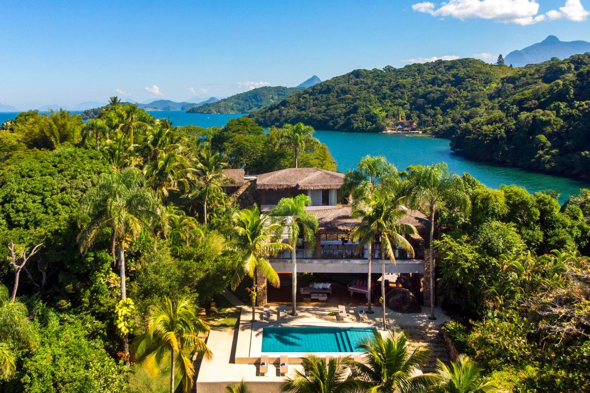 Ang002 - Private Island in Angra dos Reis