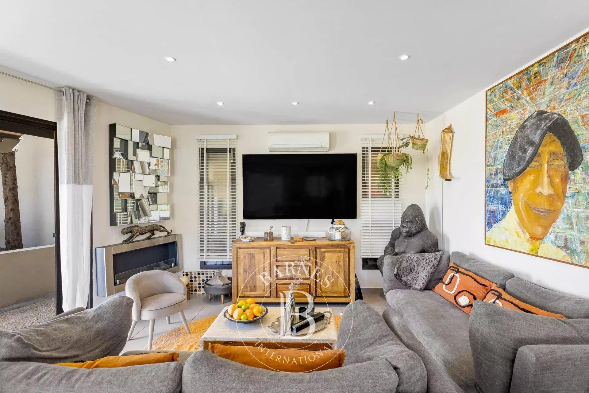 Southern Corsica - Porto-Vecchio - Villa with Independent Apartments, Sea View, and Pool