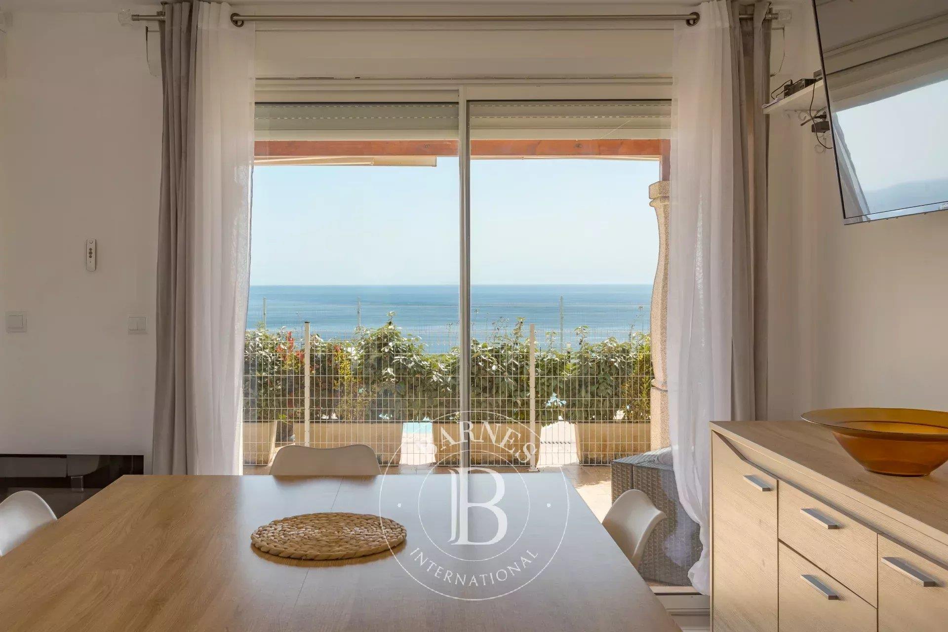 Coti-Chiavari, Villa panoramic sea view, 8 bedrooms, swimming pool, near beach