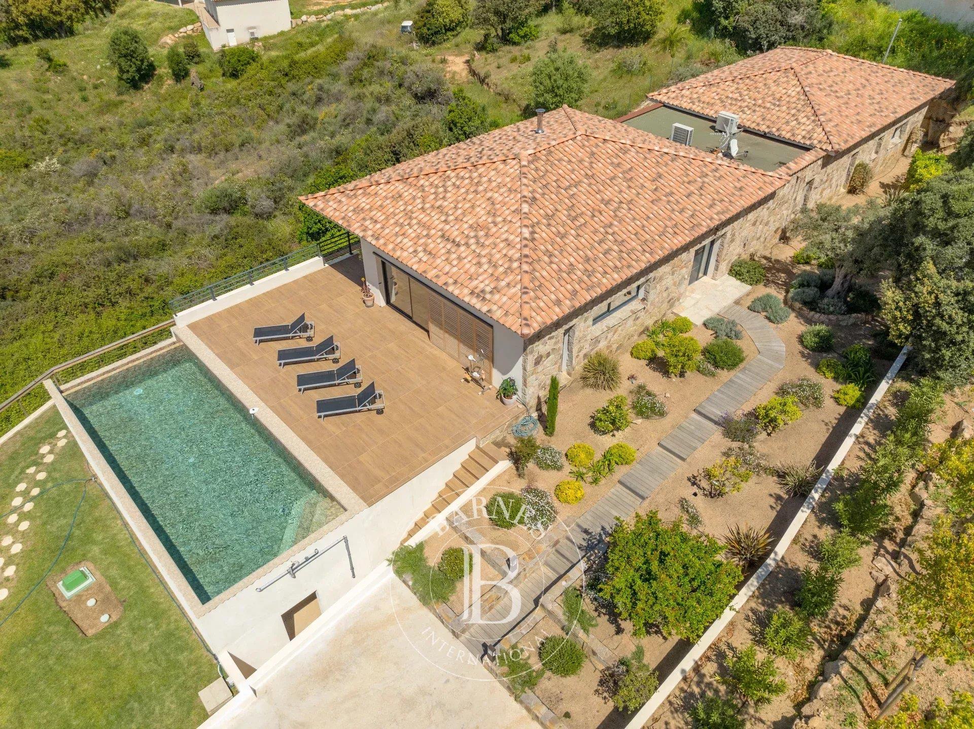 South Shore of Ajaccio, Recent Villa, Panoramic Sea View, 5 Bedrooms, Pool, Close to Beaches