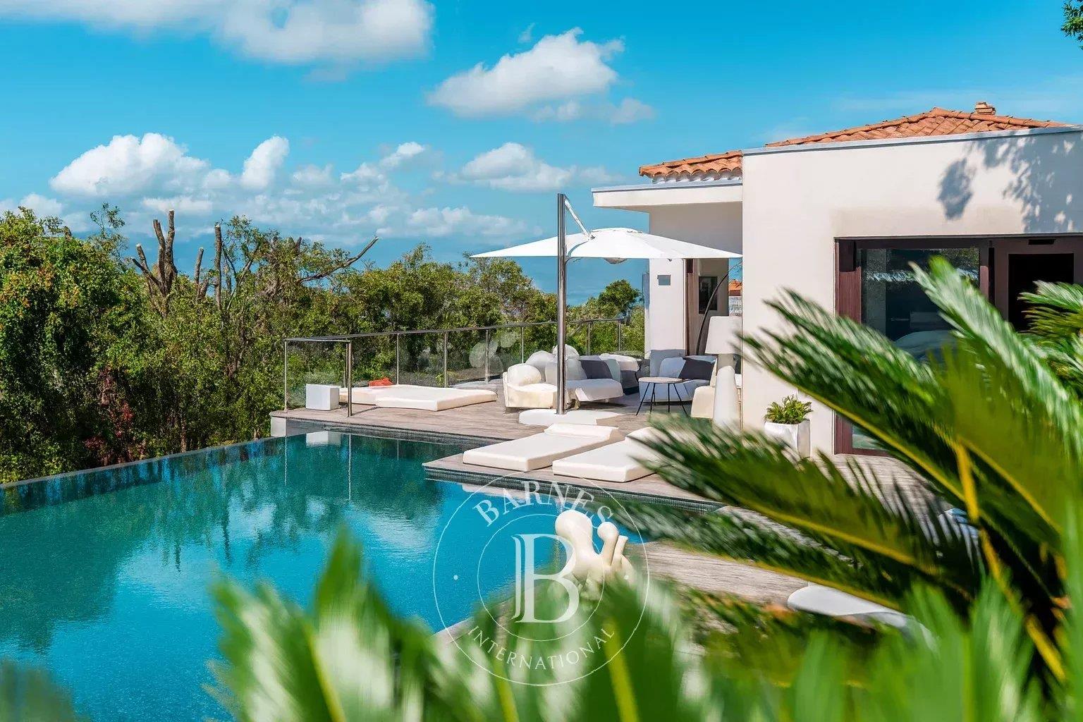 Ajaccio, Exclusive, Villa, 3 bedrooms, panoramic view Mountains, swimming pool