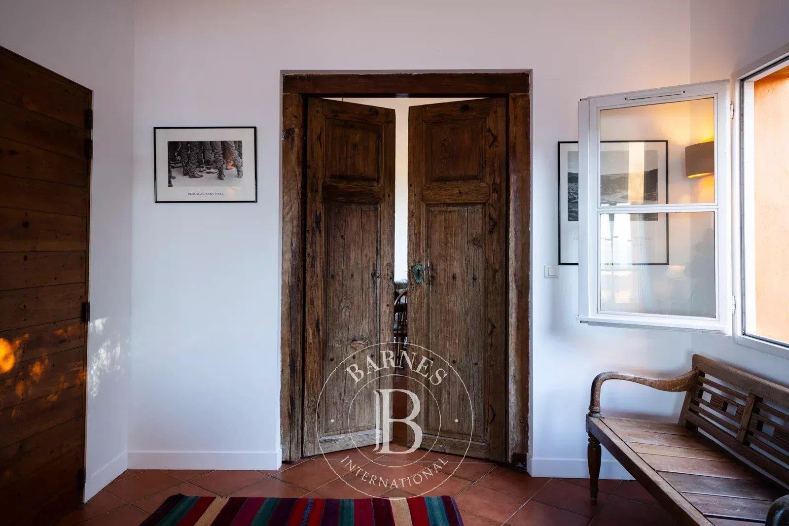Coti-Chiavari - Property located on the Castagna Peninsula with a 6-bedroom villa and panoramic sea