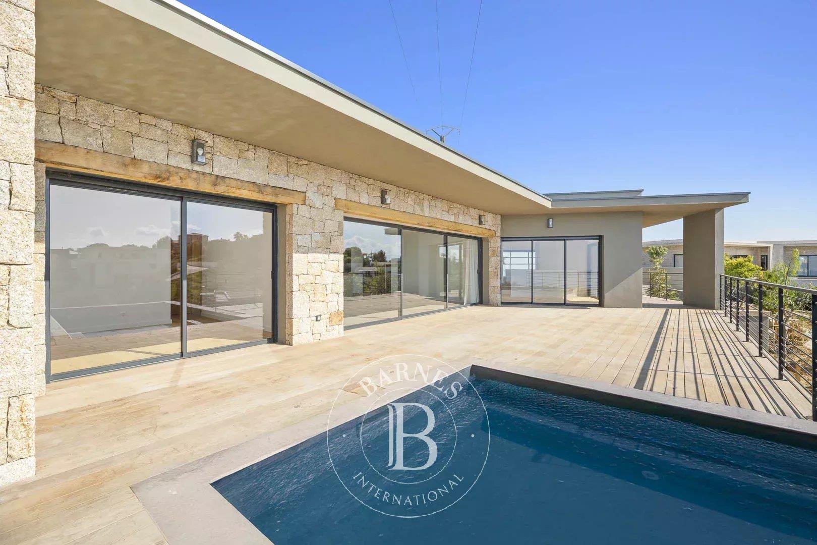 Ajaccio, new program, luxury villas, panoramic sea and mountains view, swimming pool, near beach