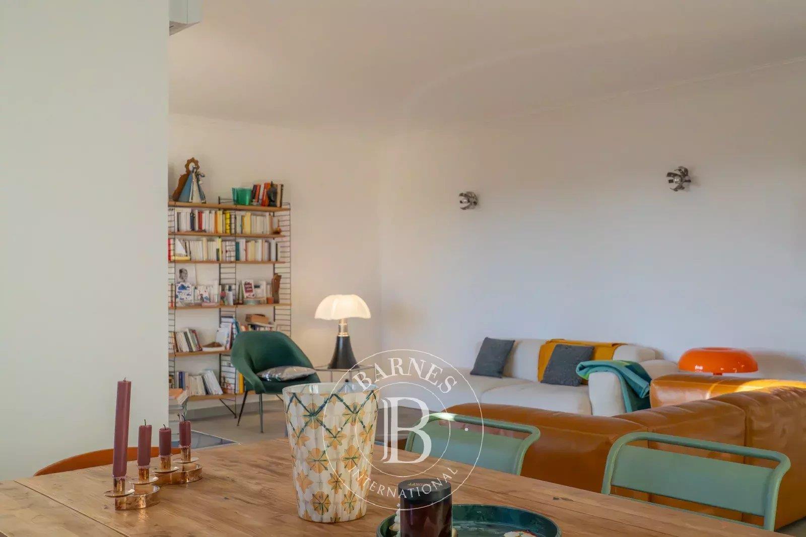 Compra: Apartamento (20000)