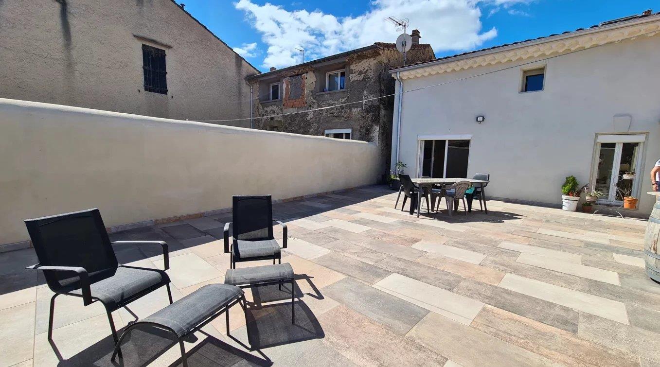 Spacious Family Home with Large Terrace