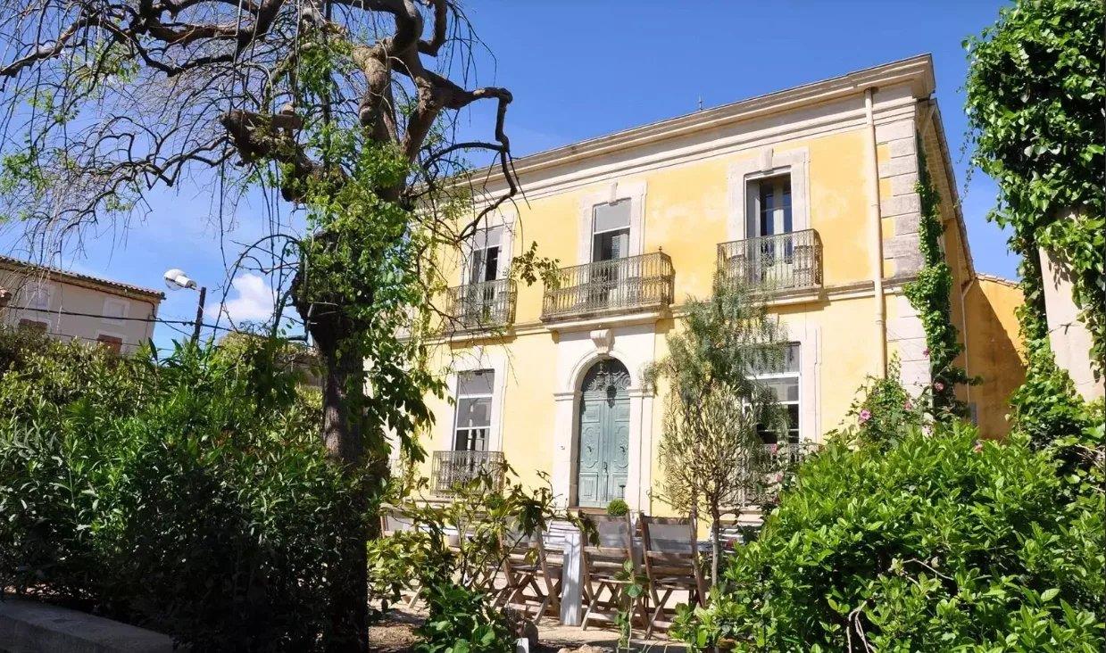 Luxury Winemaker's House