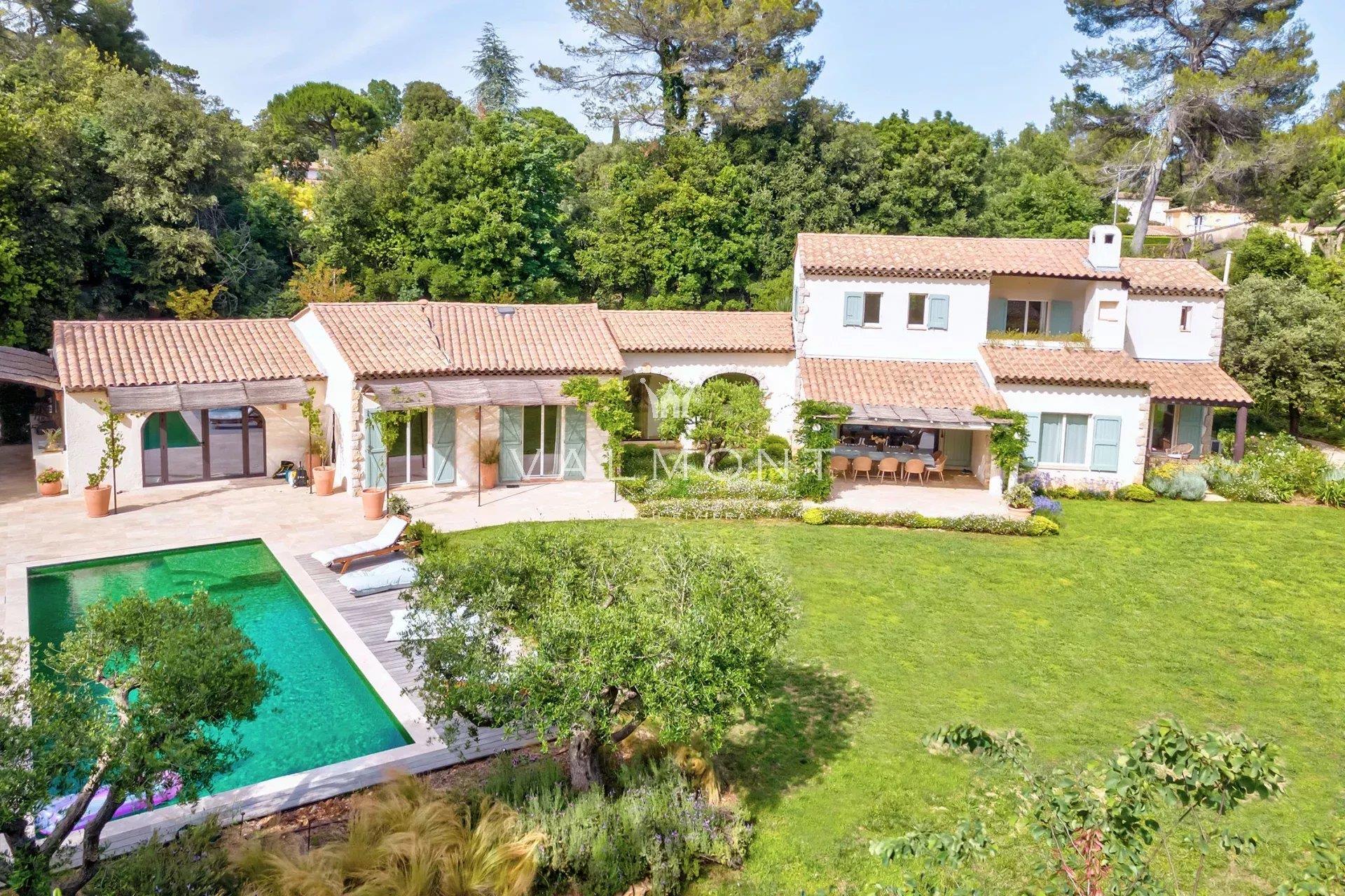 Compra: Vivenda (06330)