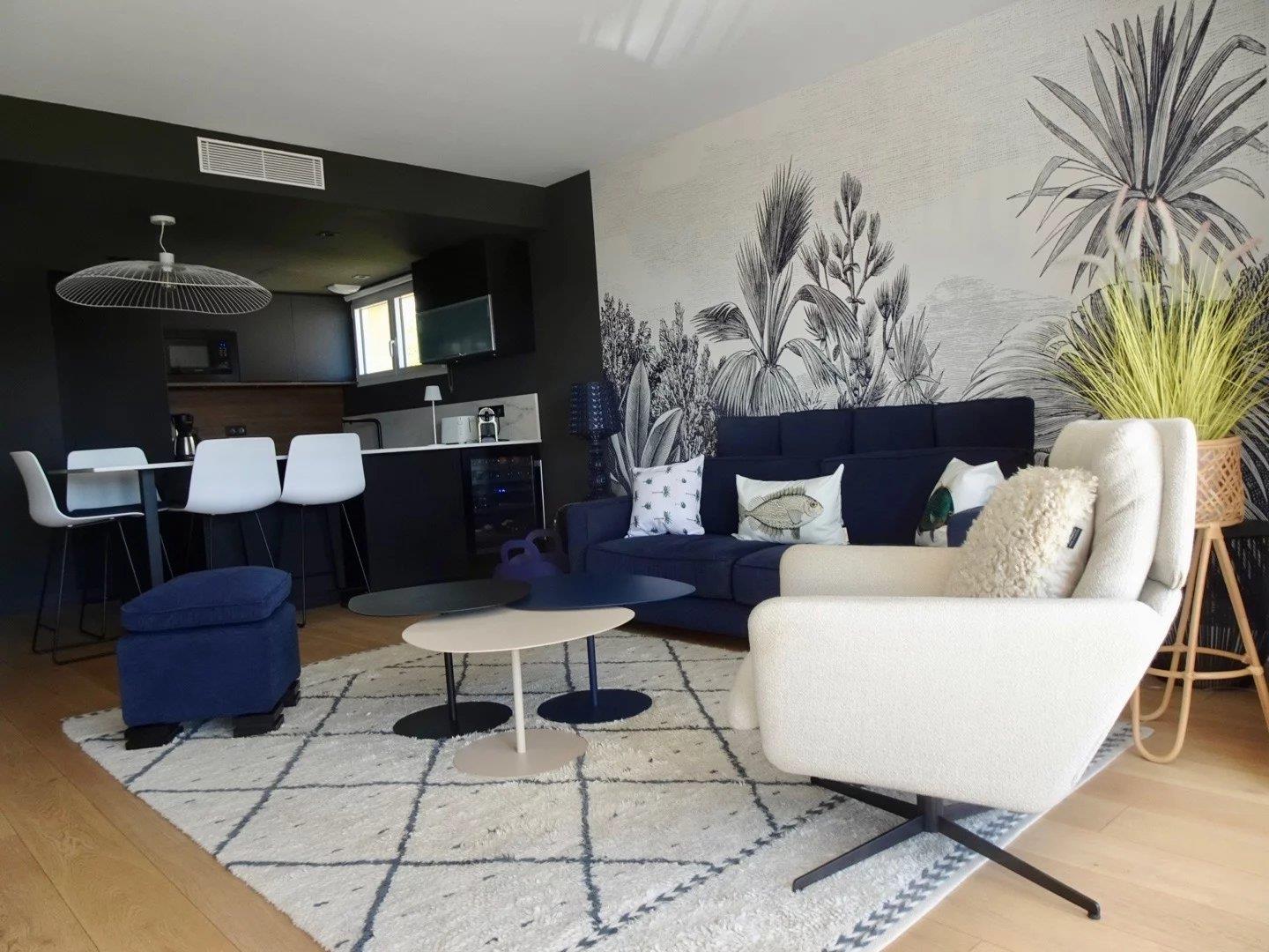 Purchase: Apartment (83150)