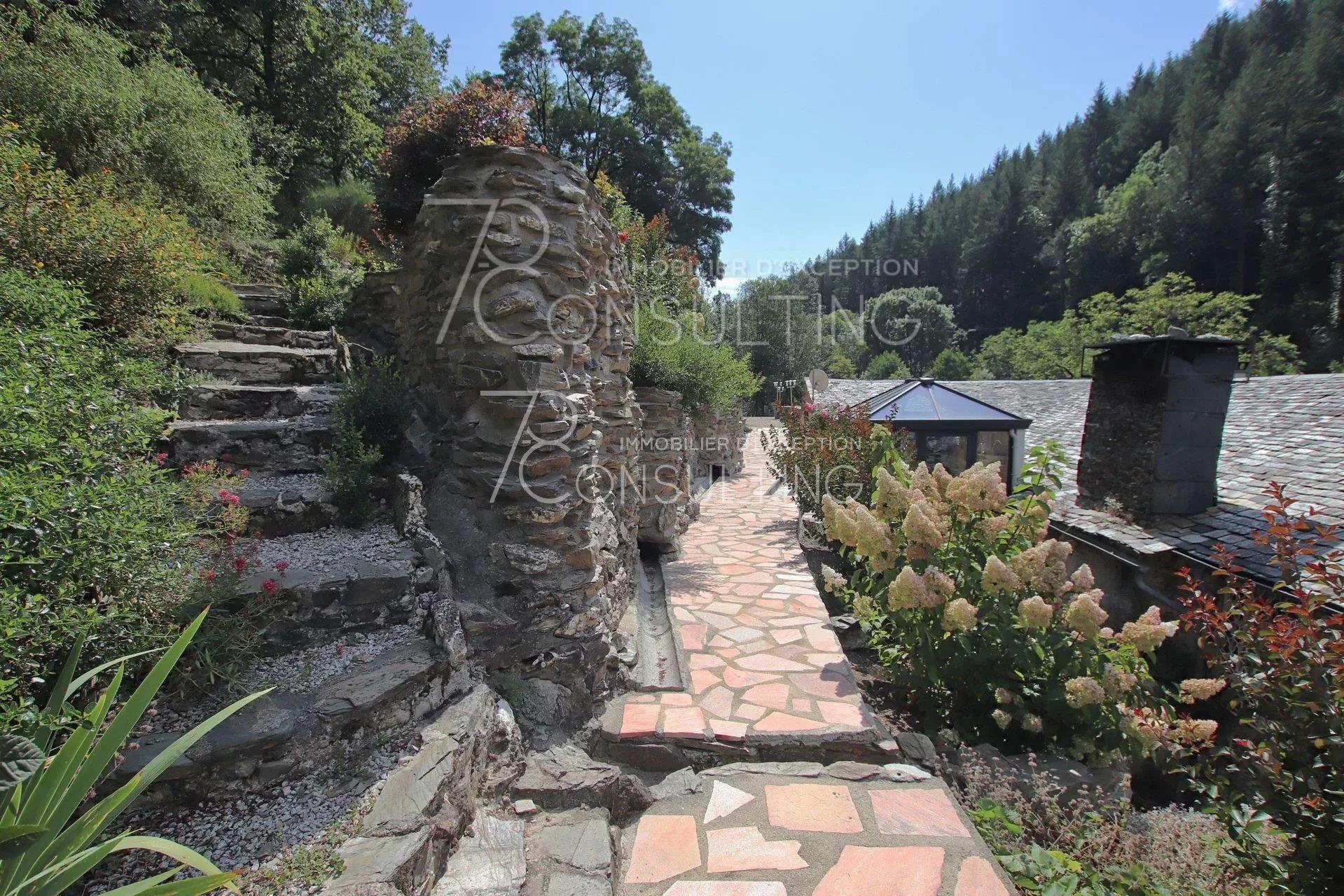 Sale In A Hamlet Of Sidobre Renovated House