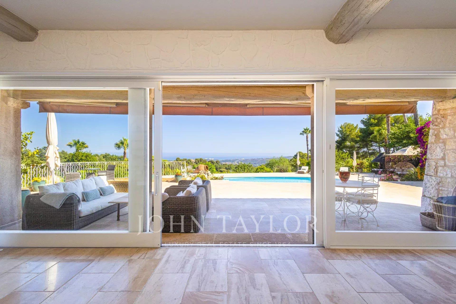 Propriedade excecional com vista para o mar