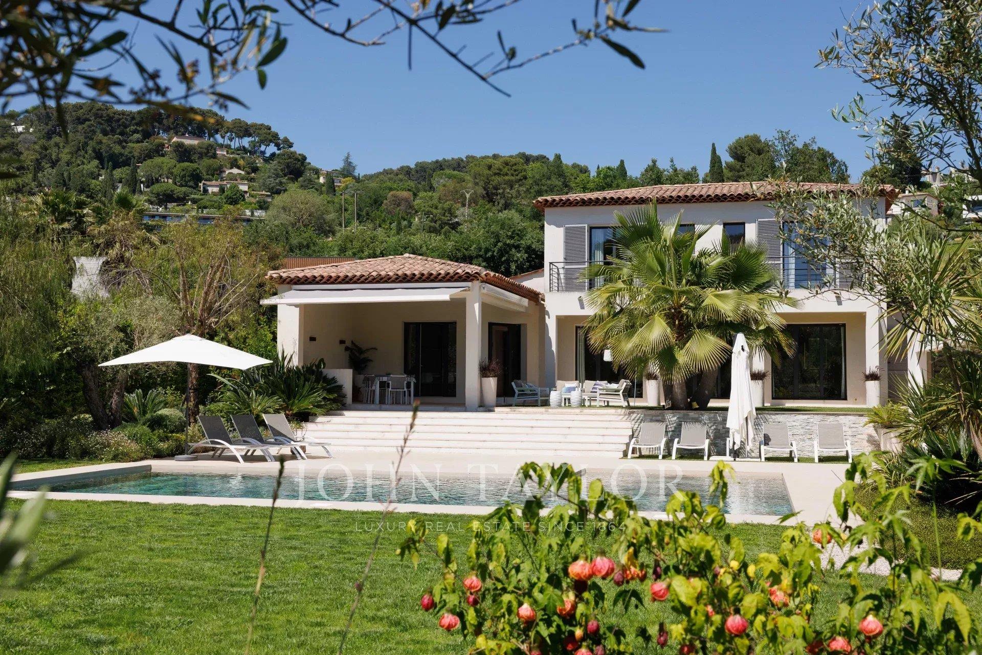 Uma montra de modernidade e serenidade em Saint-Paul de Vence