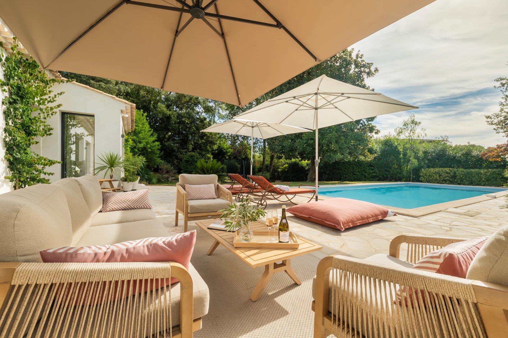 Maison à vendre, 216m², Roquefort-les-Pins