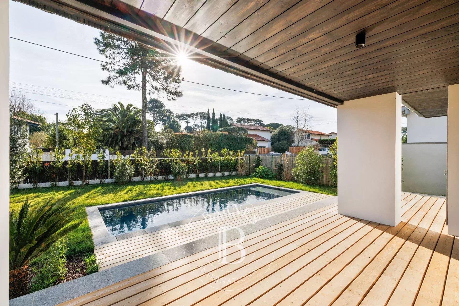 Anglet, Golf Course L'impératrice, Completely Renovated House With Swimming Pool