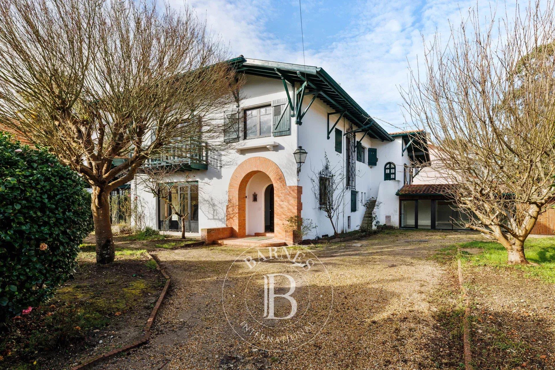 Anglet/ Biarritz Parc D'hiver - Beautiful House Of 298 M²