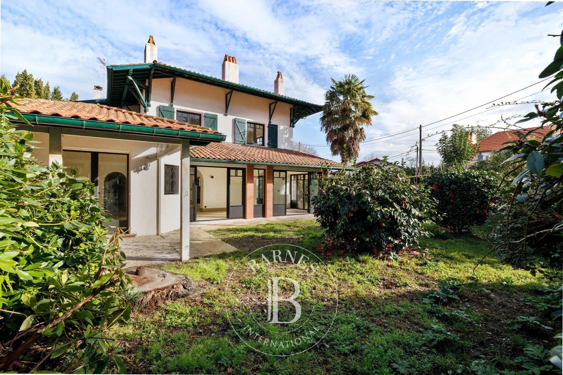 Anglet/ Biarritz Parc D'hiver - Beautiful House Of 298 M²