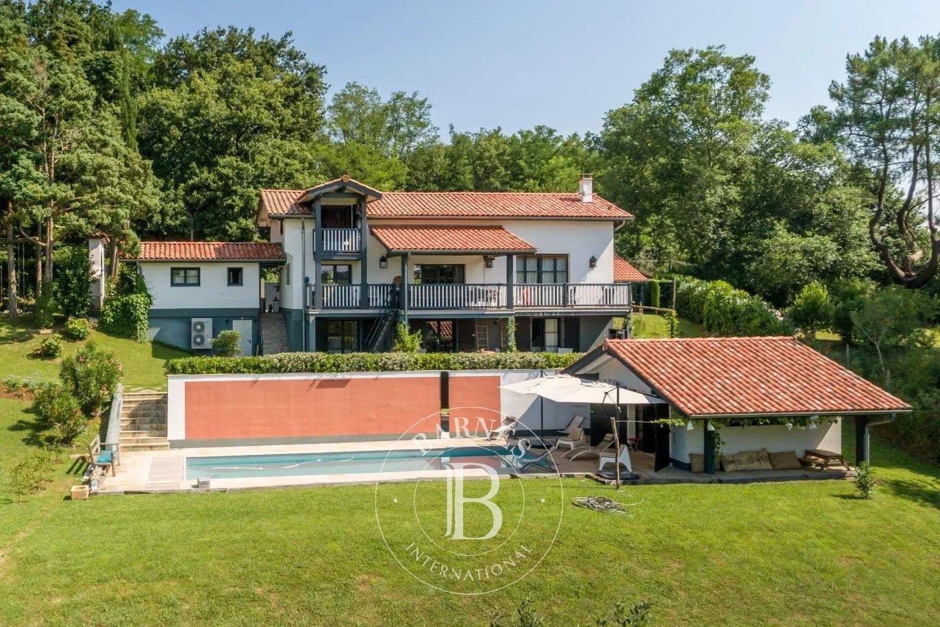 Arbonne, Close To Biarritz, Renovated Basque Farm, View Of The Mountains