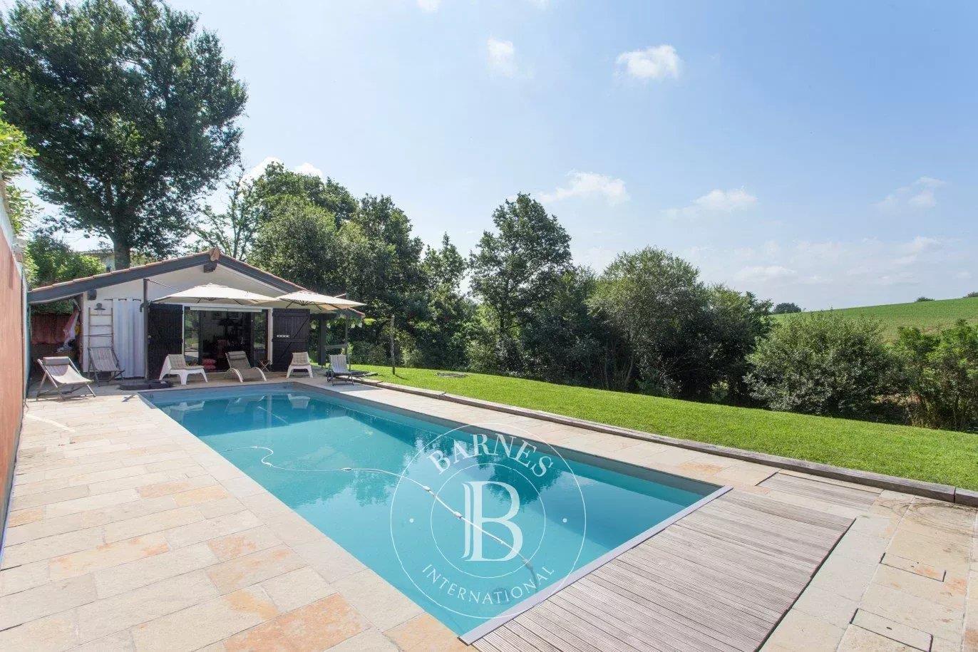 Arbonne, Close To Biarritz, Renovated Basque Farm, View Of The Mountains