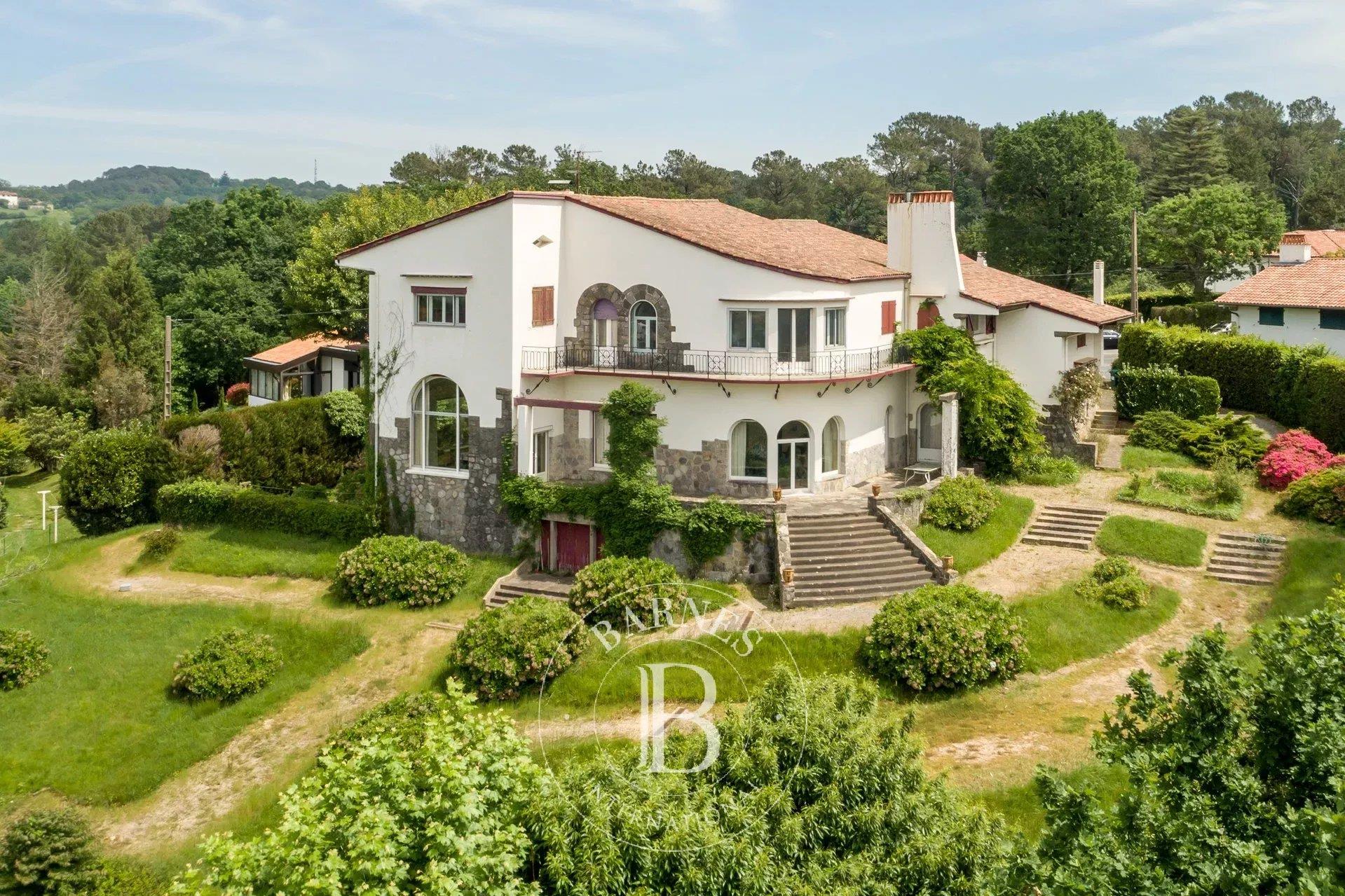 Saint Jean De Luz, Beautiful Property In Chantaco