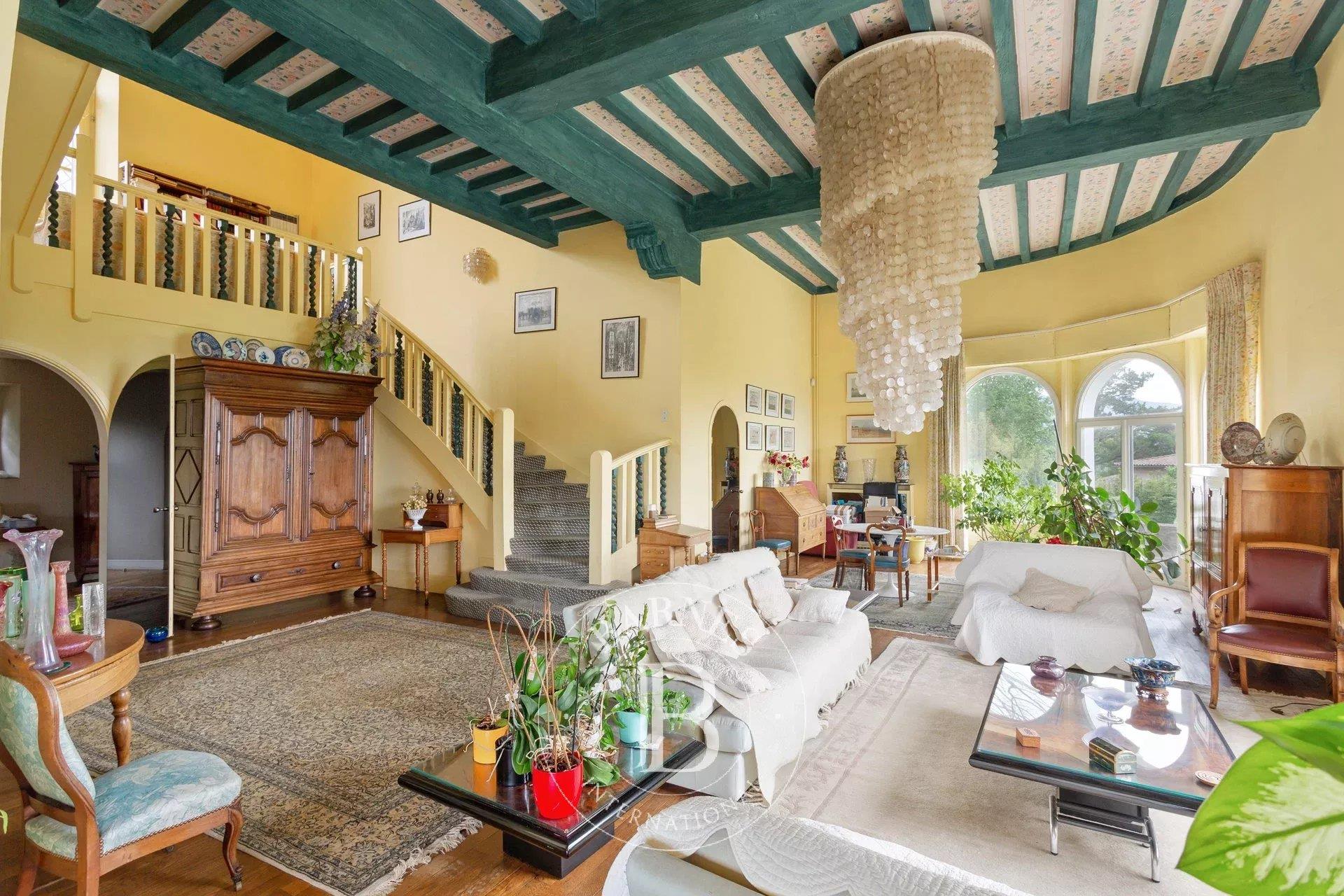 Saint Jean De Luz, Beautiful Property In Chantaco