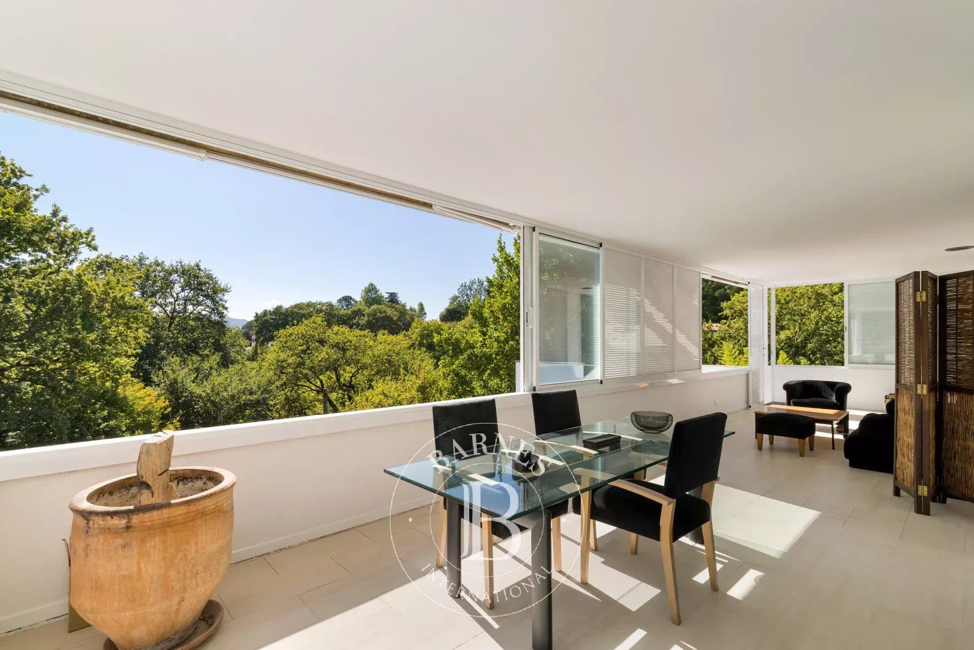 Saint Jean De Luz, Comtemporary House In A Quiet Area