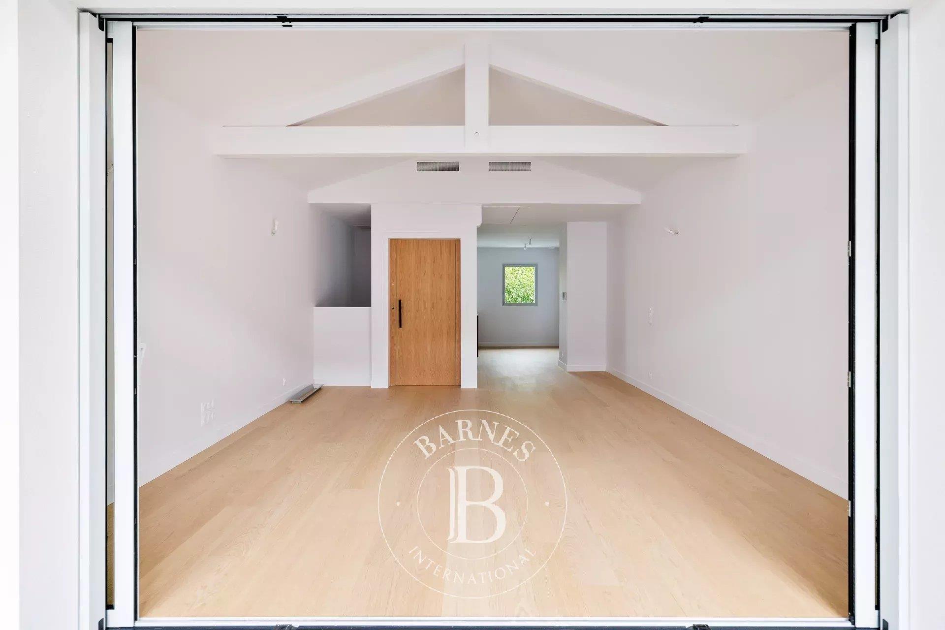 Saint Jean De Luz, Newly Built Townhouse
