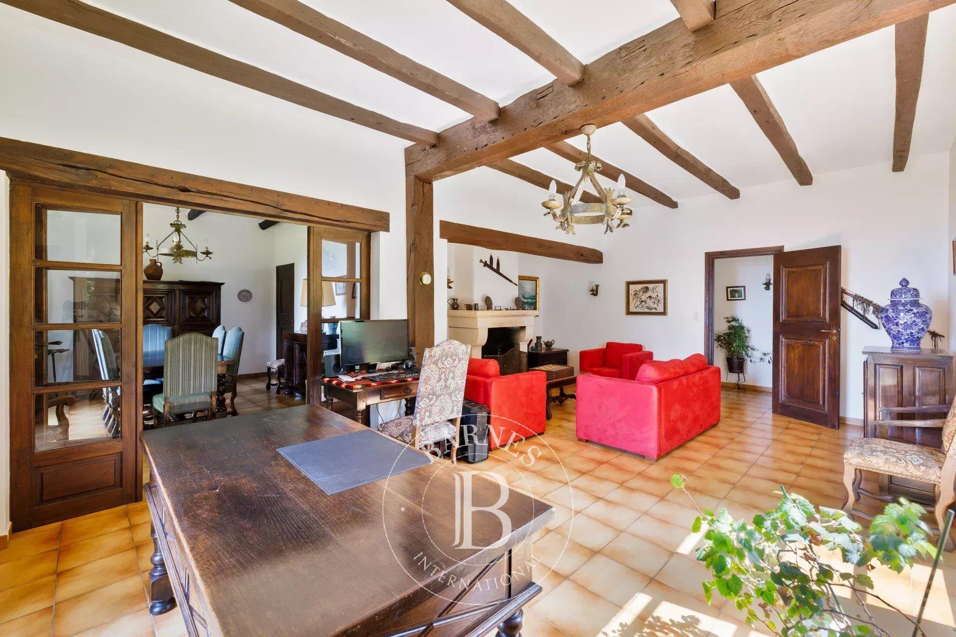 Ciboure Bordagain, House Of 300 M² With Views