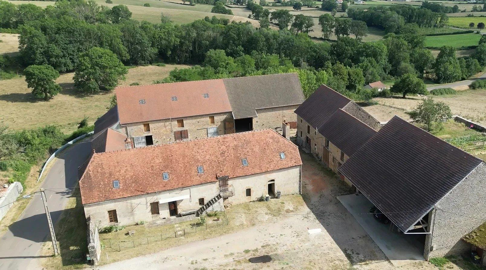 En exclusivité, Bourgogne propriété de caractère