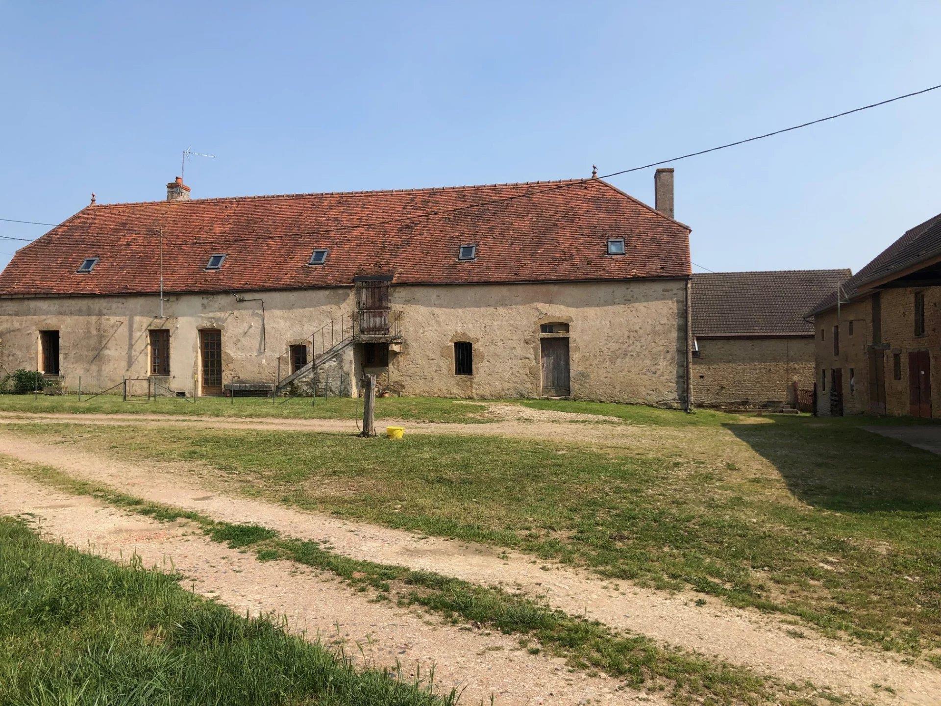 En exclusivité, Bourgogne propriété de caractère